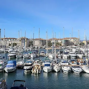 Appartement Les Cariatides, Fréjus