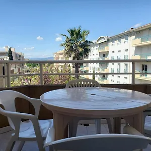Appartement Port Rives Latines 30 M2 4 Pe, Fréjus